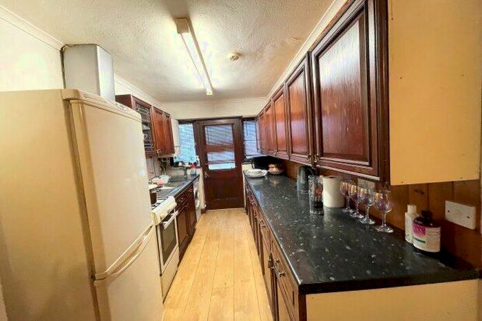 3 Bedroom Property To Rent In First Avenue, Dagenham RM10