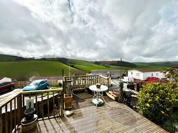 2 Bedroom Mobile/park Home For Sale In Falcon Park, Totnes Road, Paignton, TQ4