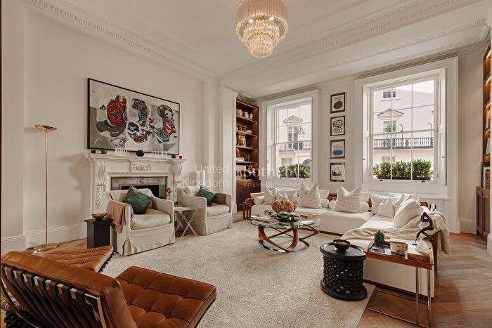 3 Bedroom Flat To Rent In West Eaton Place, Belgravia, London, SW1X