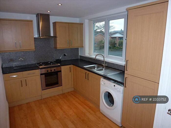 2 Bedroom Flat To Rent In Blundlesands, Liverpool, L23