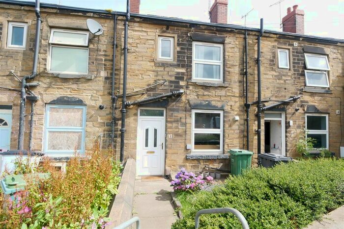 1 Bedroom Terraced House To Rent In Wakefield Road, Drighlington, Bradford, BD11