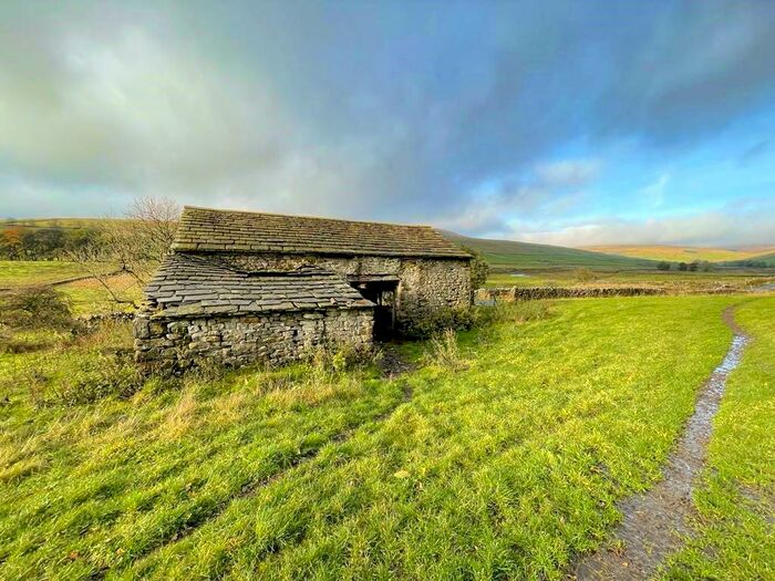Barn Conversion For Sale In Hesleden Farm, Litton, BD23