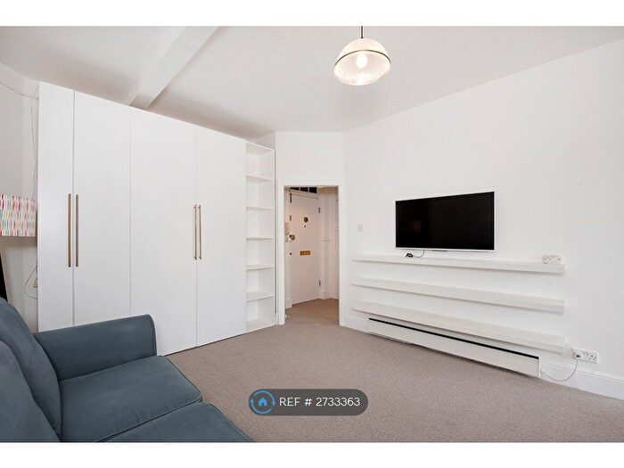 Studio To Rent In Abbey House, London, NW8