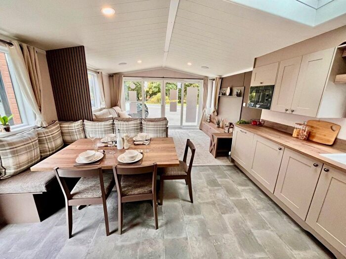 2 Bedroom Park Home For Sale In Anglesey, LL61