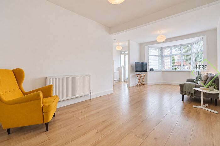 3 Bedroom Semi-Detached House To Rent In Westerham Avenue, London, N9