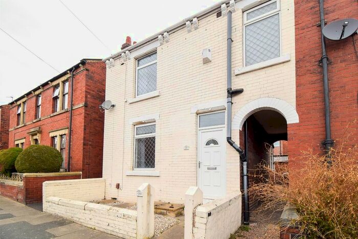 2 Bedroom End Of Terrace House To Rent In Woodbine Street, Ossett, WF5