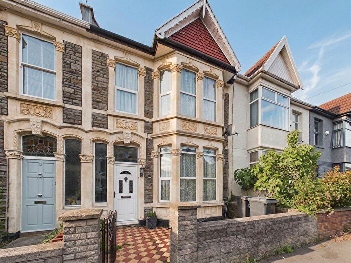 5 Bedroom Terraced House For Sale In Brentry Road, Bristol, BS16