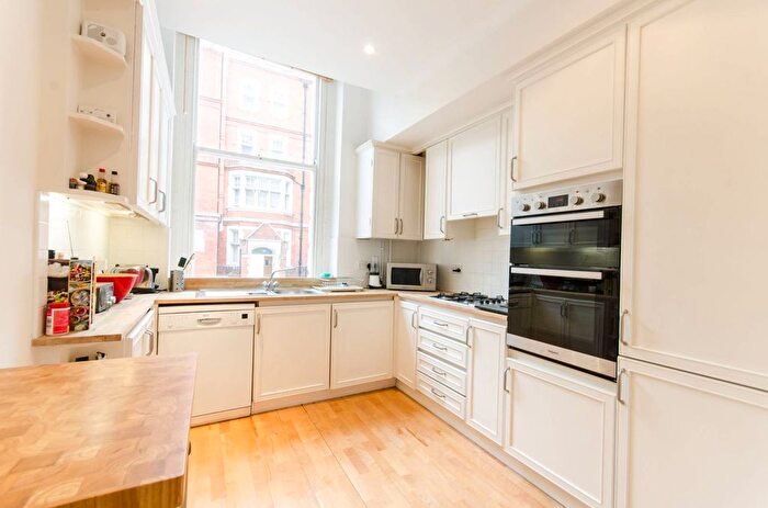 2 Bedroom Flat To Rent In Harrington Gardens, South Kensington, London, SW7