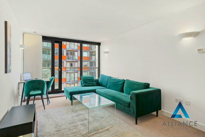 1 Bedroom Apartment To Rent In Proton Tower, Blackwall Way, London, E14