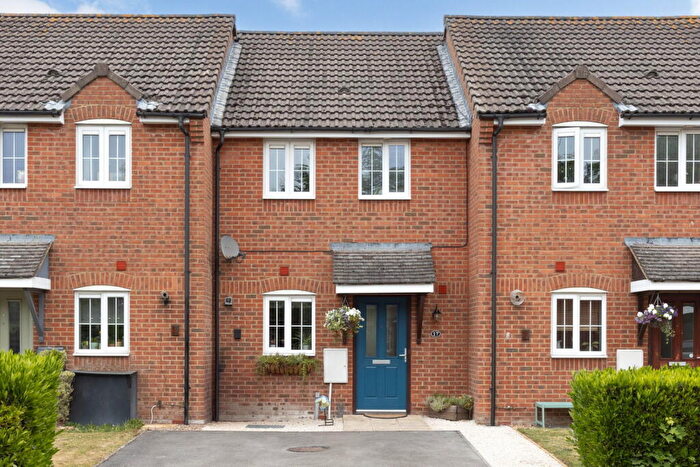 3 Bedroom Terraced House For Sale In Ridgeway Close, Market Lavington, Wiltshire, SN10