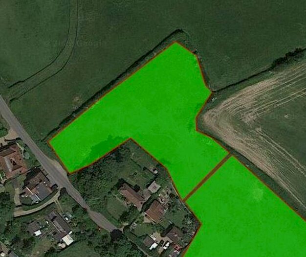 Property For Sale In Bucks Hill, Kings Langley, WD4