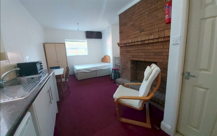 1 Bedroom House To Rent In The Promenade, Swansea, SA1