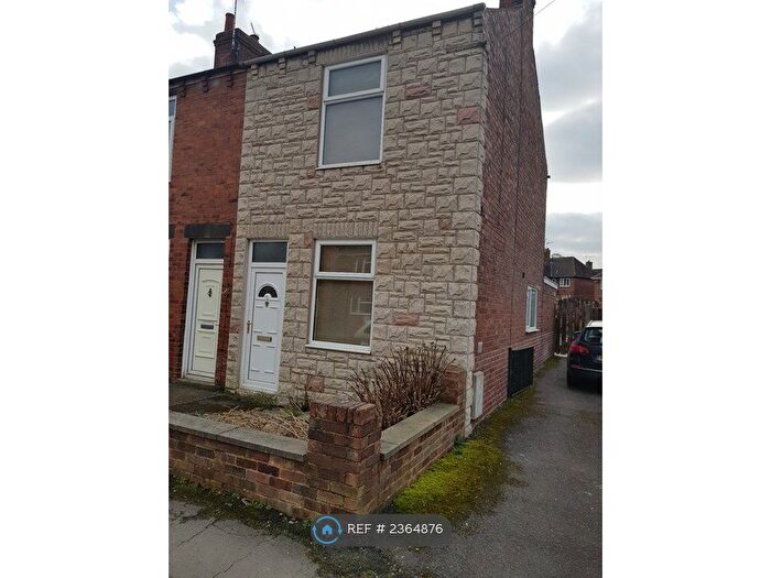 2 Bedroom End Of Terrace House To Rent In Baden Powell Road, Chesterfield, S40