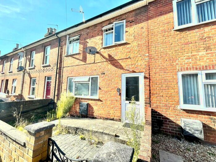 1 Bedroom Terraced House To Rent In Great Knollys Street, Reading, Berkshire, RG1
