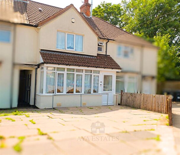 4 Bedroom Terraced House For Sale In Otley Grove, Birmingham, B9