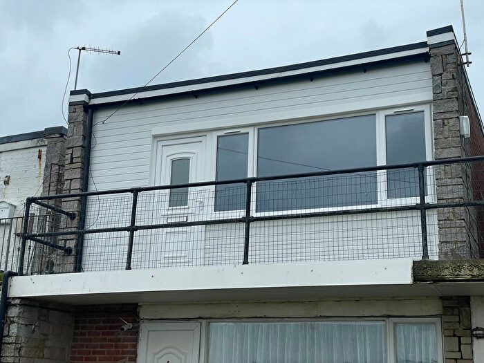 2 Bedroom Flat To Rent In Manor Way, Leysdown, ME12