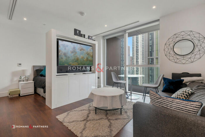 Studio To Rent In Maine Tower, Canary Wharf, E14