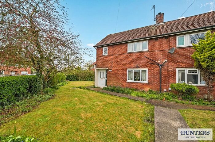 3 Bedroom Semi Detached House For Sale In Wolsey Avenue, Cawood, Selby, YO8