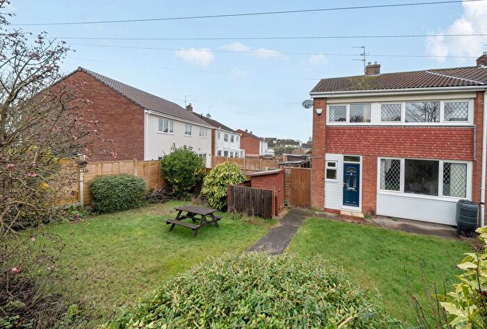 3 Bedroom Semi Detached House For Sale In Badminton Road, Coalpit Heath, Bristol, Gloucestershire, BS36
