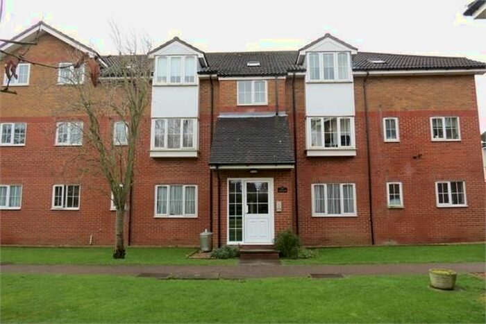 Studio To Rent In Holm Oak Park, Hagden Lane, Watford, WD18