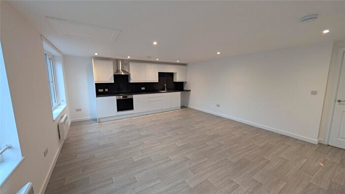 1 Bedroom Flat To Rent In Station Road, New Milton, Hampshire, BH25