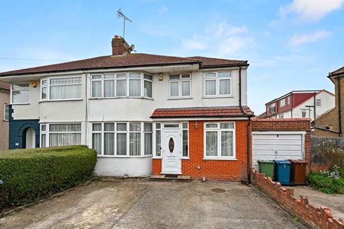 4 Bedroom Semi-detached House For Sale In Walton Avenue, Harrow, Middlesex, HA2