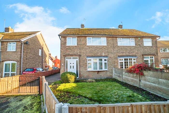 3 Bedroom Semi-Detached House For Sale In Veronne Drive, Sutton-In-Ashfield, Nottinghamshire, NG17