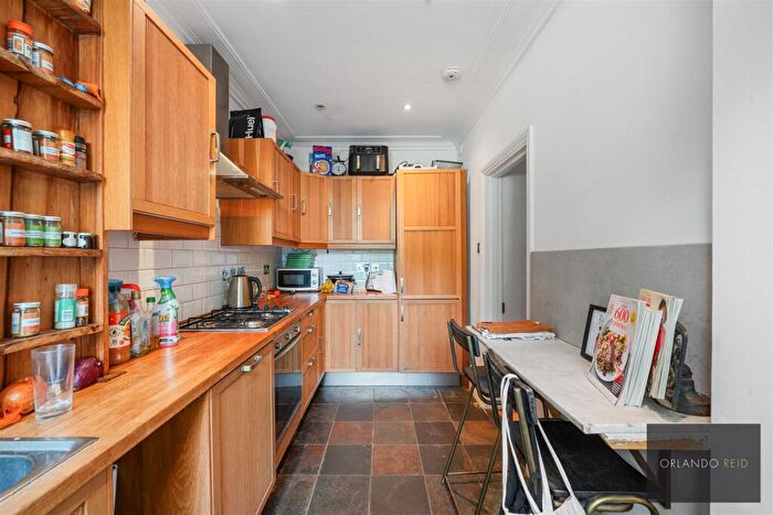 2 Bedroom Apartment To Rent In Dulwich Road, Herne Hill, SE24