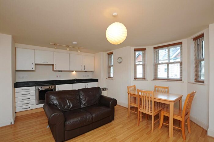 1 Bedroom Flat To Rent In Jeune Street St Clements, OX4