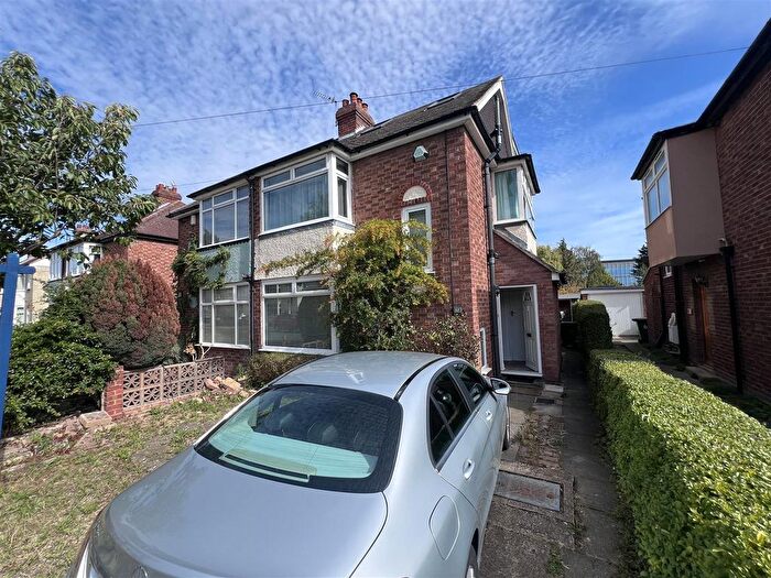 4 Bedroom Semi-Detached House To Rent In Lovell Road, Cambridge, CB4