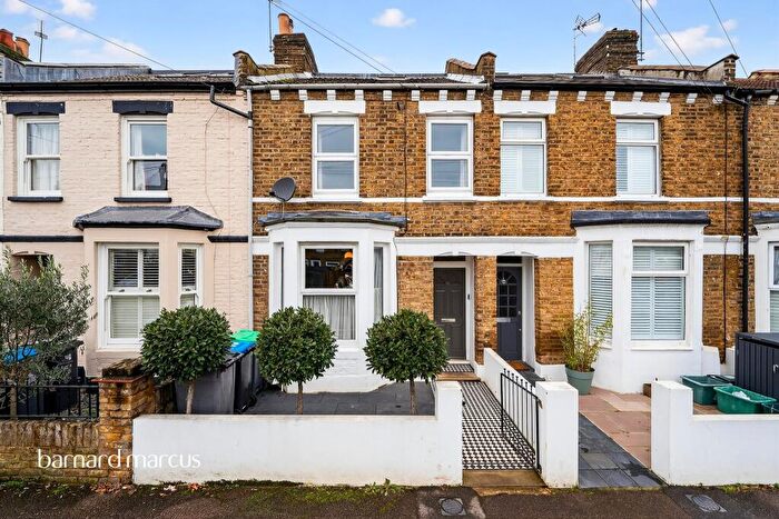 3 Bedroom Terraced House For Sale In Beresford Road, New Malden, KT3