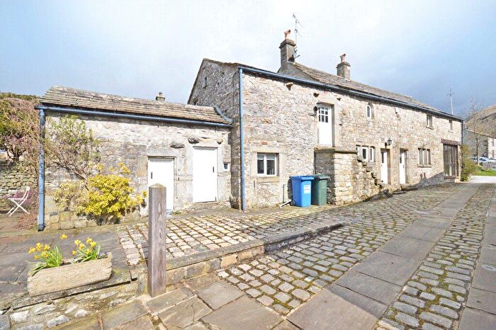 3 Bedroom Barn Conversion For Sale In Candlelight Cottage, Conistone With Kilnsey, Grassington, BD23