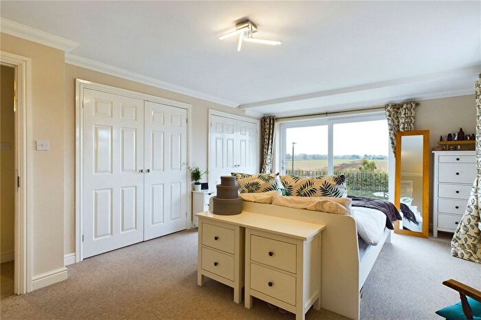 5 Bedroom Detached House For Sale In Wigmore Lane, Theale, Reading, Berkshire, RG7