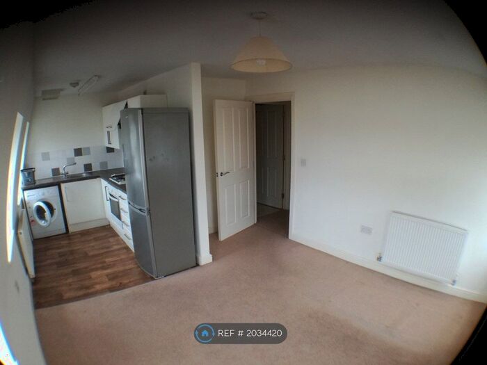 1 Bedroom Flat To Rent In London Street, Andover, SP10