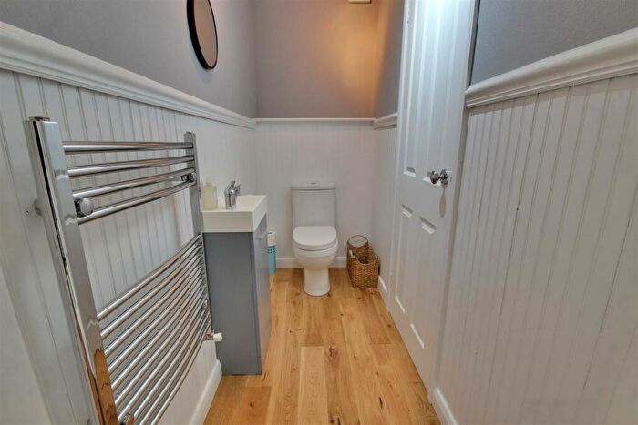 4 Bedroom Detached House For Sale In Poplars Way, Beverley, HU17