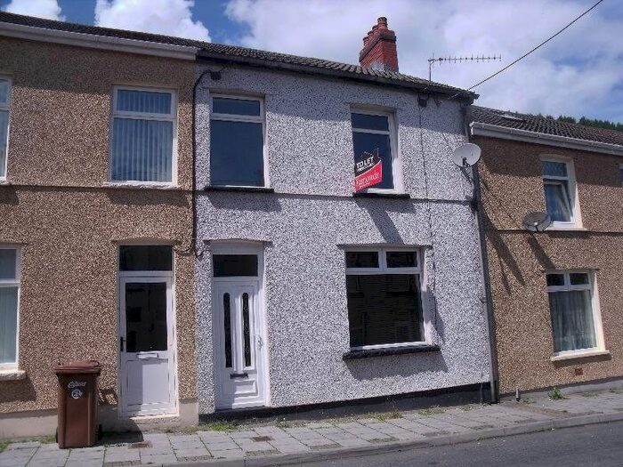 3 Bedroom Property To Rent In Thomas Street, Llanbradach, Caerphilly, CF83