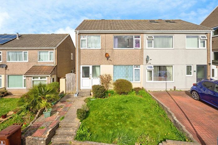 3 Bedroom Semi Detached House For Sale In Kingston Close, Plymouth, PL7