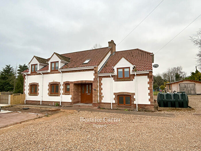 4 Bedroom Detached House To Rent In Wilde Street, Beck Row, IP28