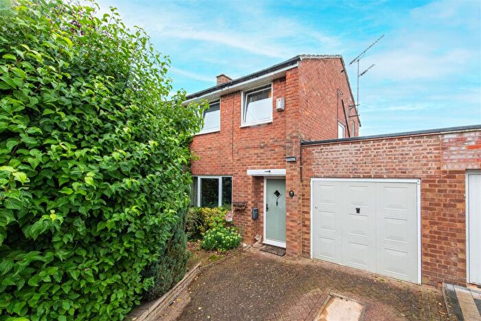 3 Bedroom Semi-Detached House For Sale In Kings Lane, Little Harrowden, NN9