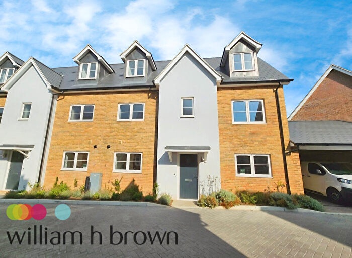 5 Bedroom House To Rent In Hawthorn Close, Bicknacre, Chelmsford, CM3