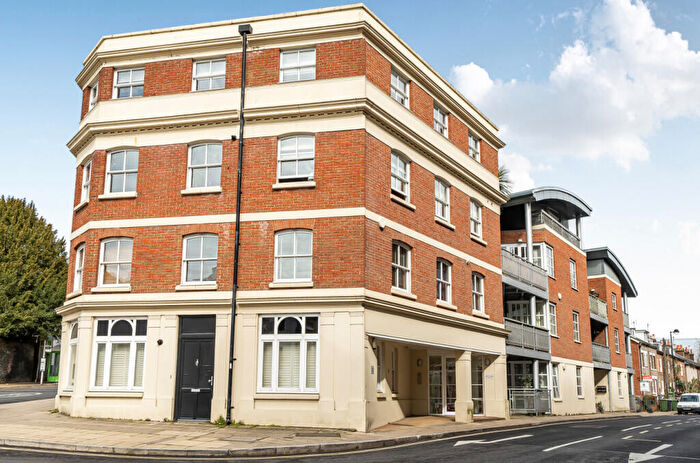 2 Bedroom Apartment For Sale In Sussex Street, Winchester, Hampshire, SO23