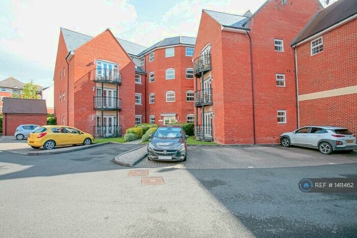 2 Bedroom Flat To Rent In Thames View, Abingdon, OX14