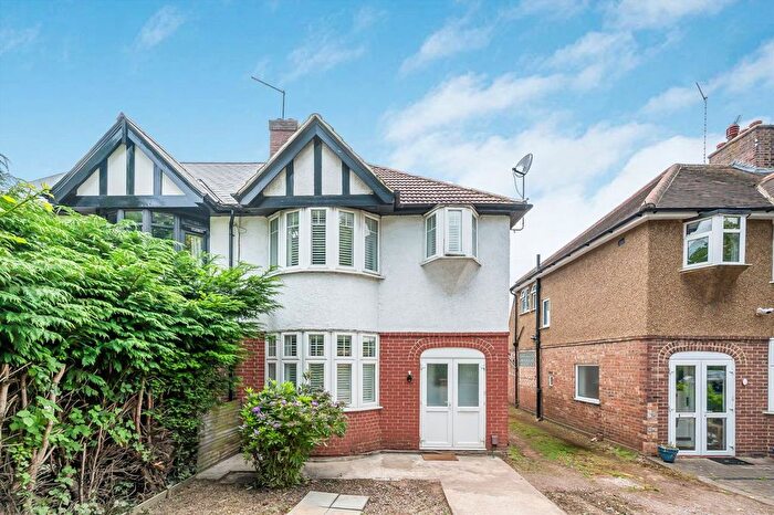 3 Bedroom Terraced House To Rent In Argyle Road, Ealing, W13