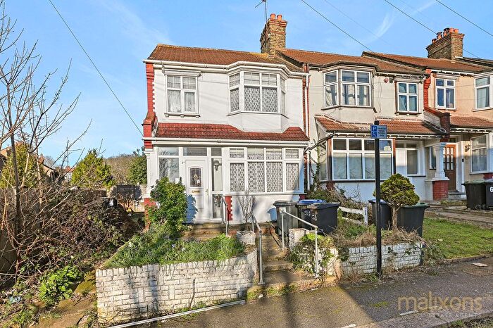 3 Bedroom End Terrace House For Sale In Annsworthy Avenue, Thornton Heath, CR7