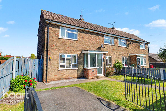 3 Bedroom Semi-Detached House For Sale In Blackmoor Road, Haxey, Doncaster, DN9