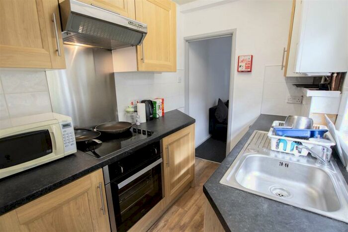 3 Bedroom House To Rent In Hope Place, Dawlish Road, Birmingham, B29