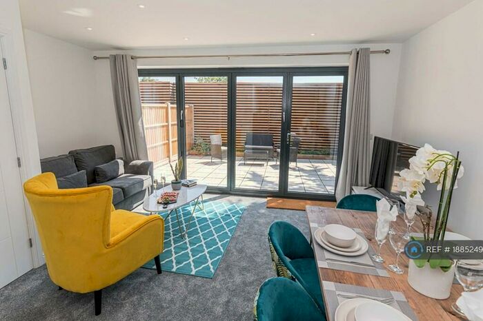 3 Bedroom Semi-Detached House To Rent In Denmark Lane, Poole, BH15