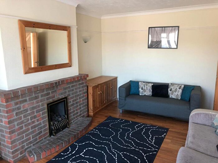 4 Bedroom House To Rent In St Leonards Road, BN2