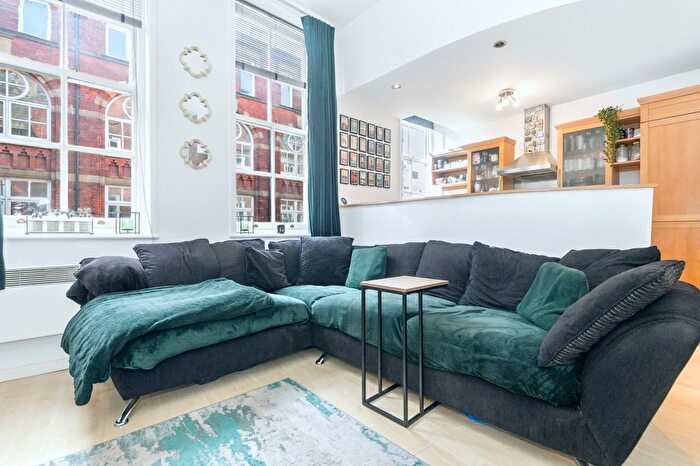 1 Bedroom Flat For Sale In Vassali House, Central Road, LS1