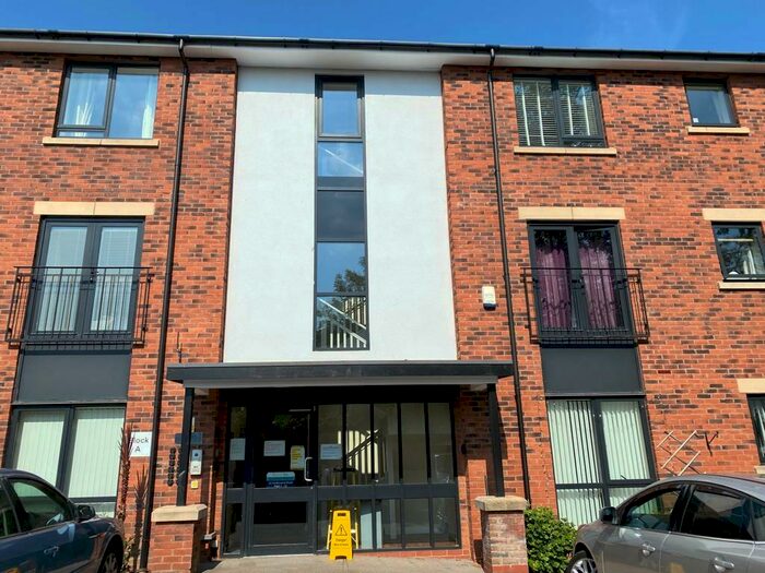 2 Bedroom Flat To Rent In Ashbourne Road, Derby, Derbyshire, DE22